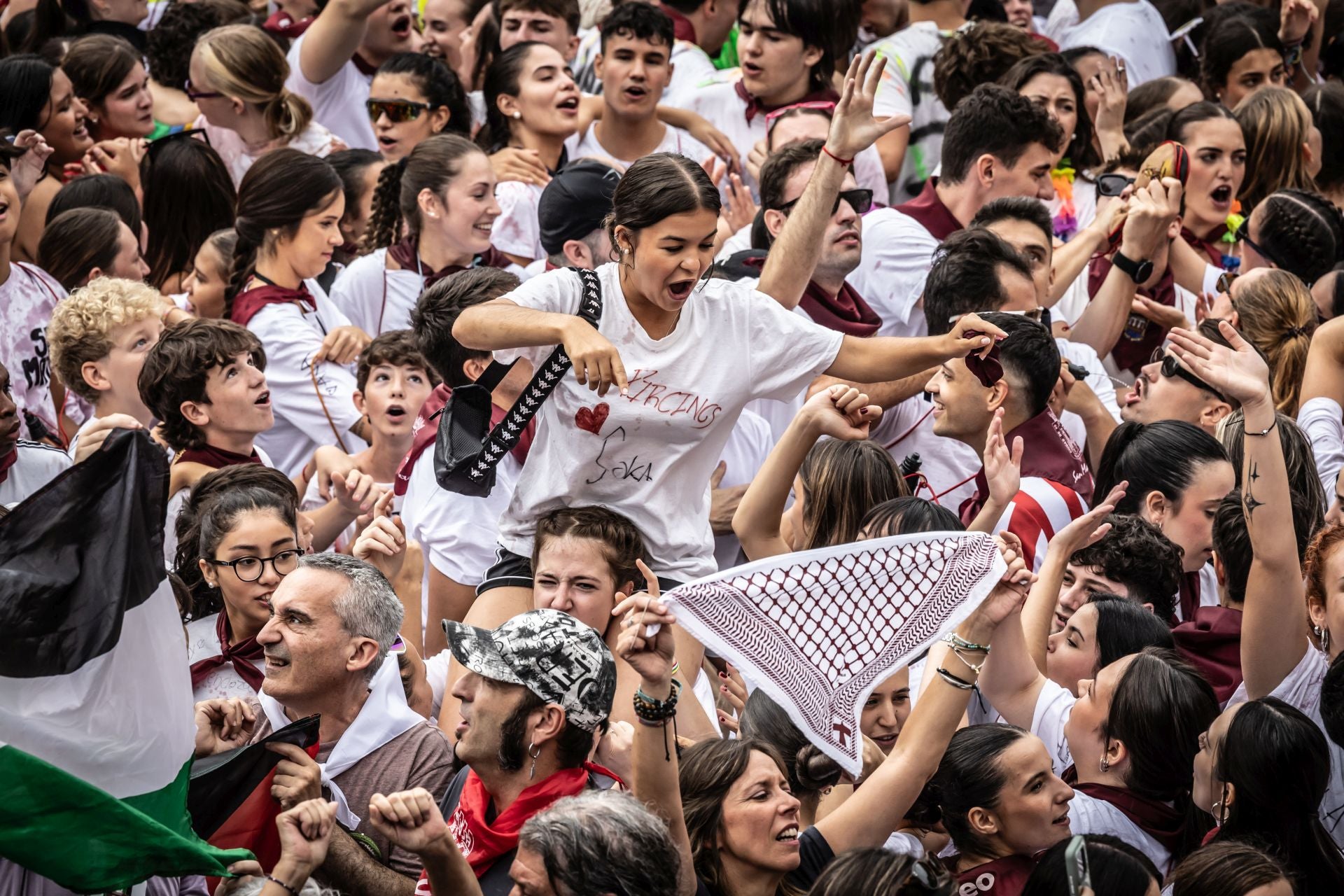 Las imágenes del cohete de San Mateo de Logroño desde la plaza del Ayuntamiento
