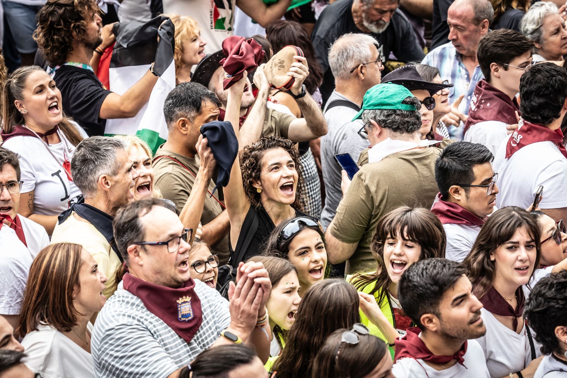 Las imágenes del cohete de San Mateo de Logroño desde la plaza del Ayuntamiento