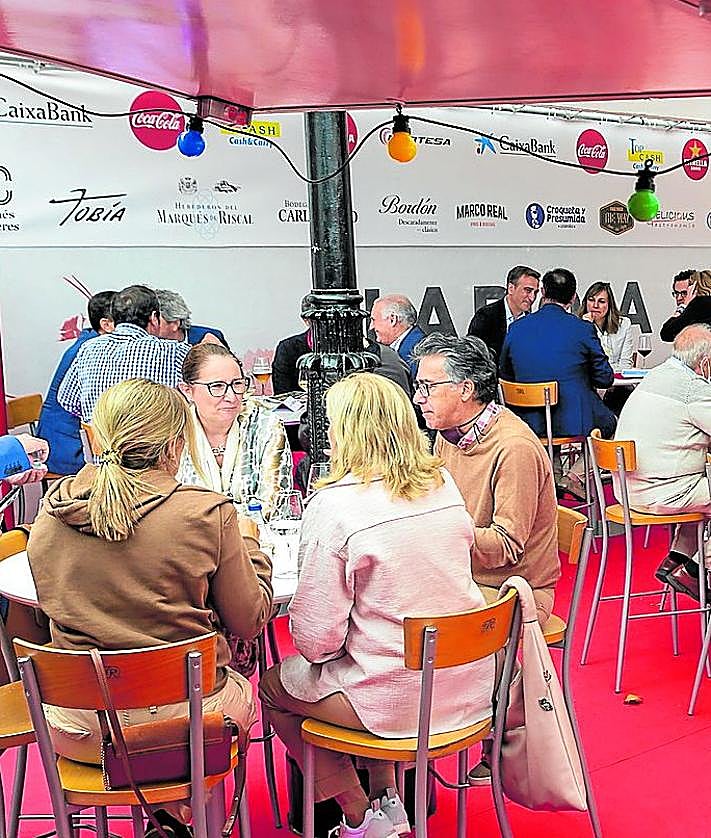 Imagen secundaria 2 - La Terraza. Un lugar de encuentro en el epicentro festivo