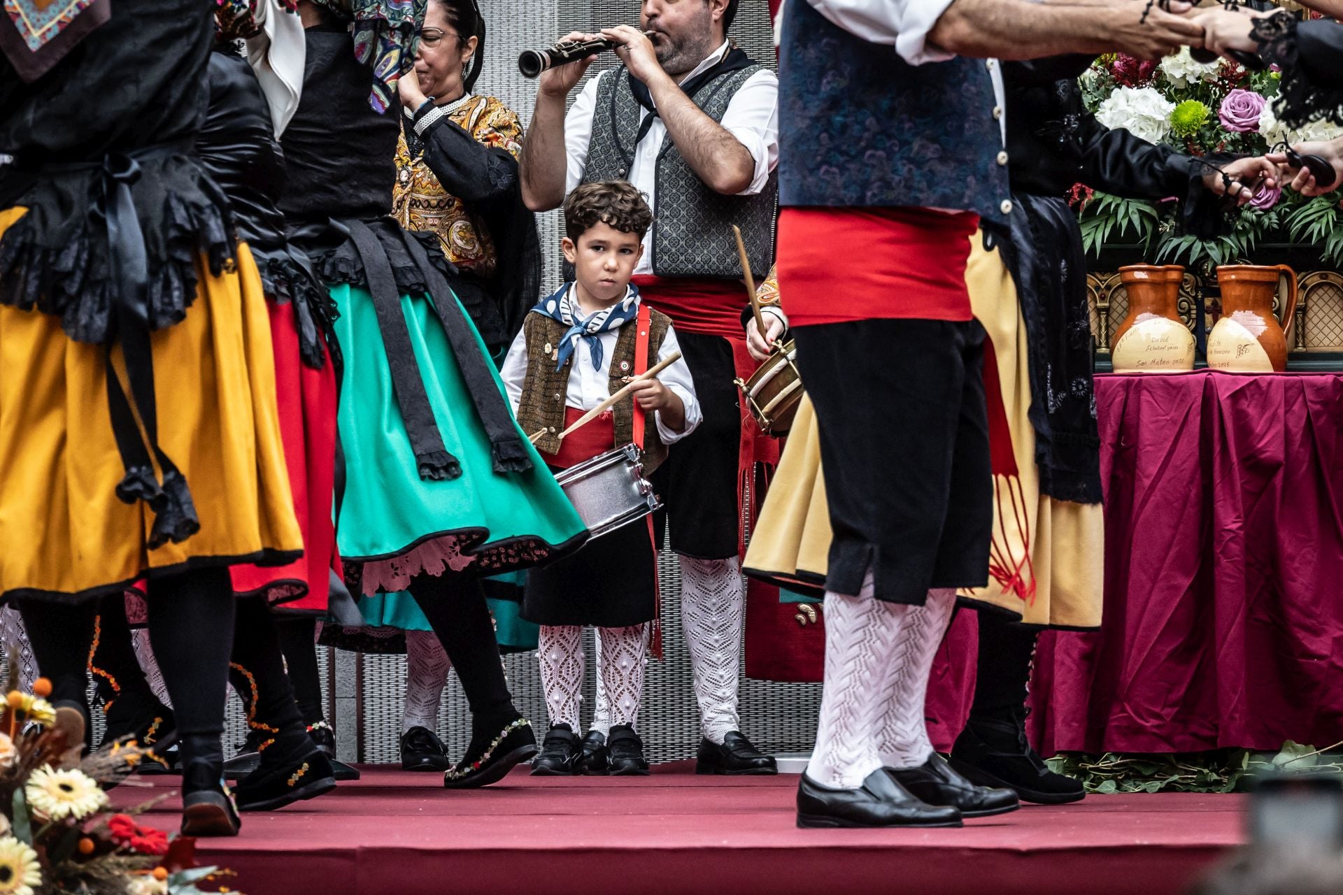 Las imágenes del acto del pisado de la uva