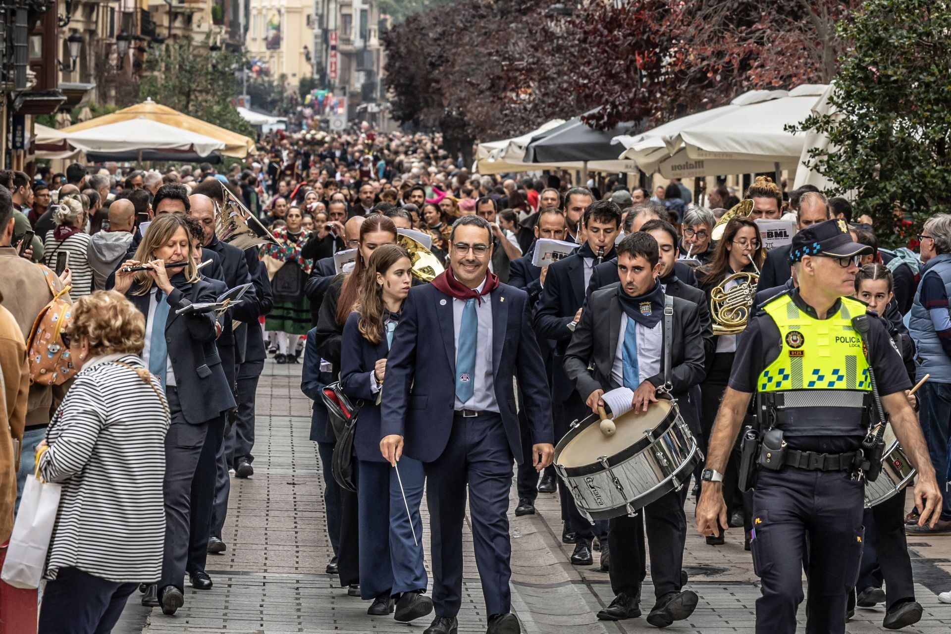 Las imágenes del acto del pisado de la uva