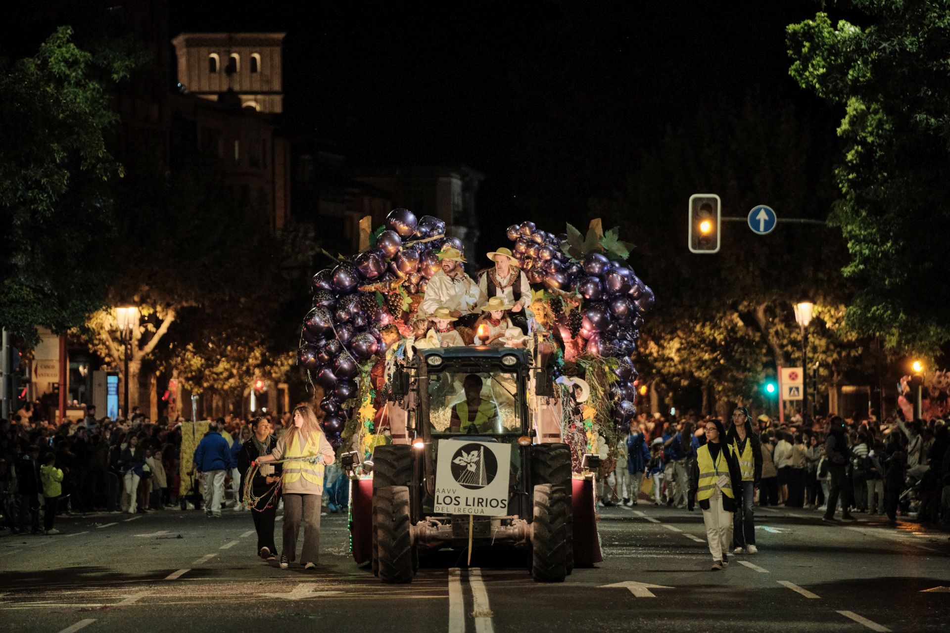 El desfile de carrozas por Logroño