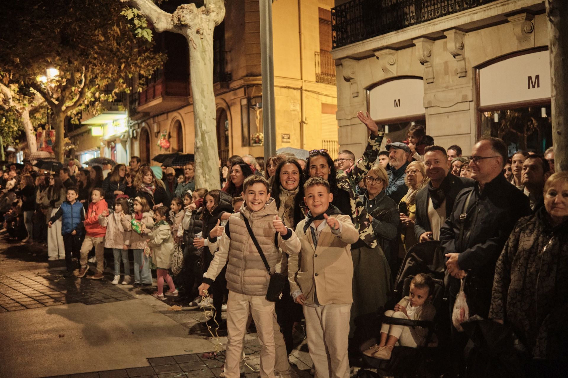 El desfile de carrozas por Logroño