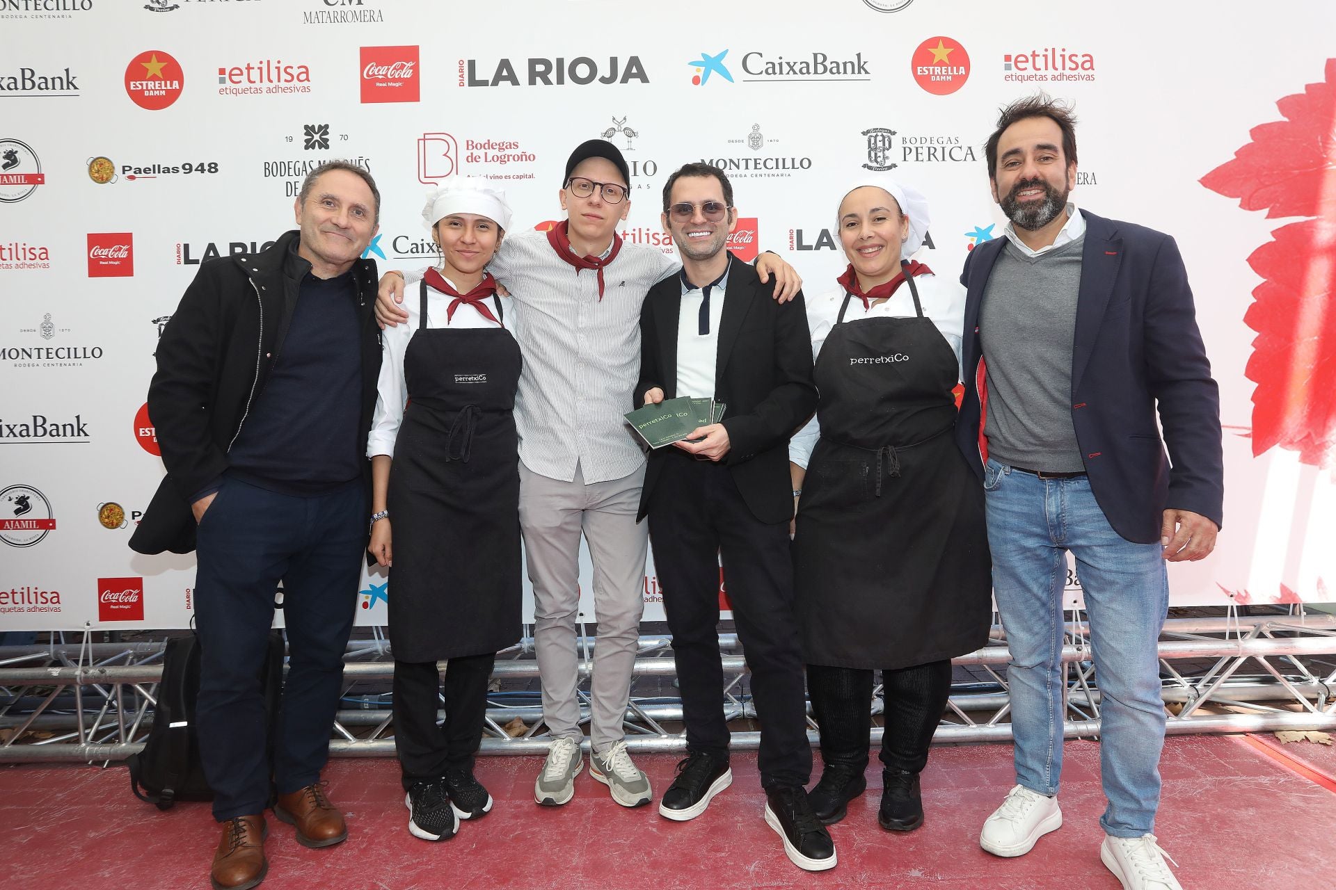 Ignacio Ortiz de Zárate, Kamila Dorregarai, Adrián Amilburu, José Vicente Berruecos, Aenlly Ruiz, Josean Merino y Gonzalo López-Huertas.
