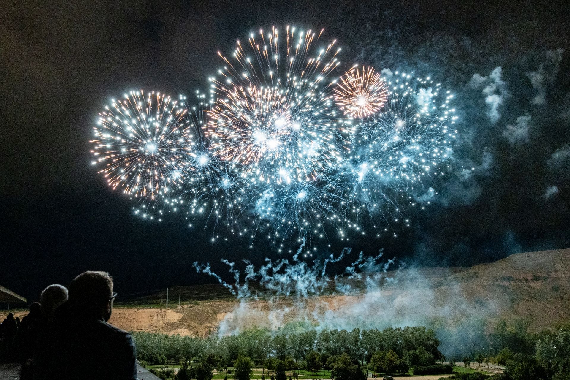 Primera noche de fuegos artificiales de San Mateo
