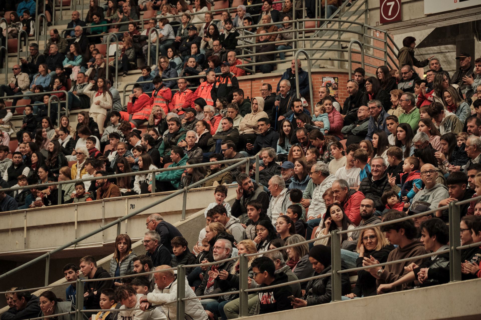 Martes de vaquillas en La Ribera