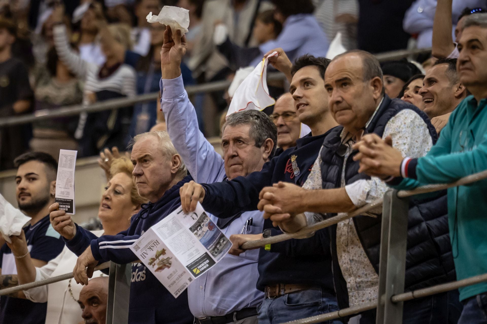 Las imágenes del mano a mano entre Urdiales y Palacio