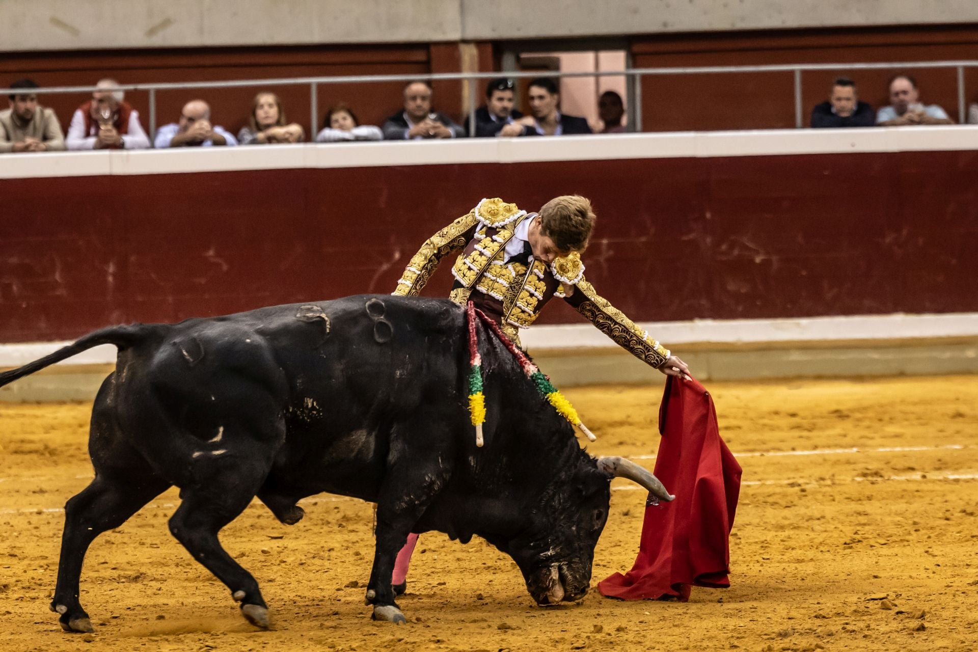 Borja Jiménez, a hombros en el cierre de la feria de San Mateo