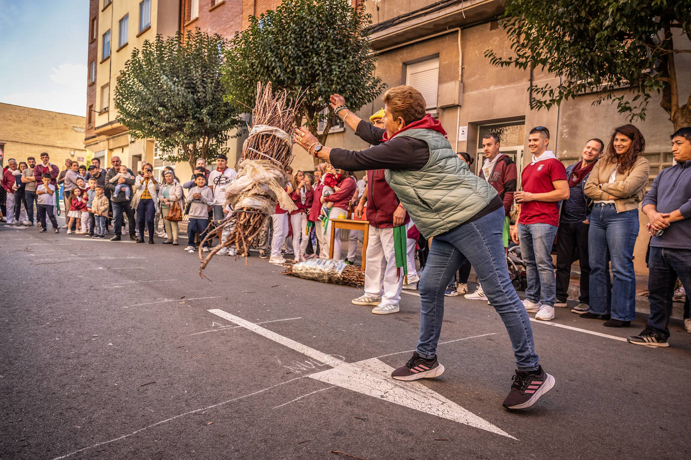 Las imágenes del concurso de lanzamiento de gavillas