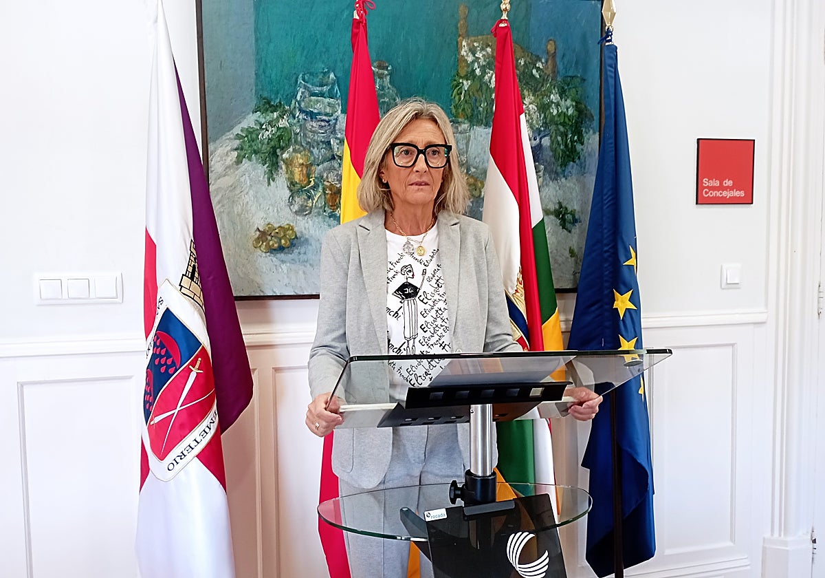 Mónica Arceiz, en la rueda de prensa de este mediodía.