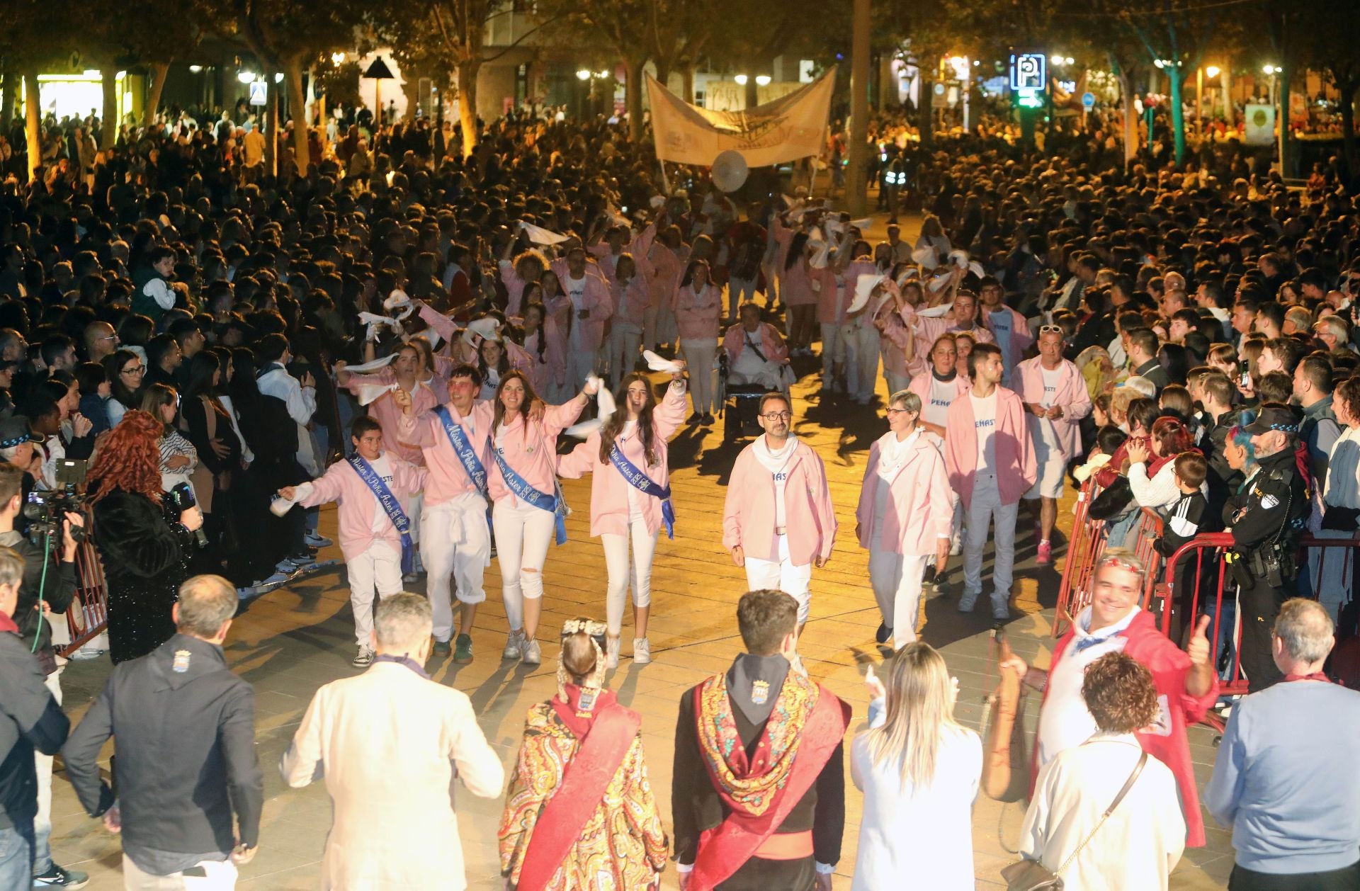 Las imágenes de la Quema de la Cuba