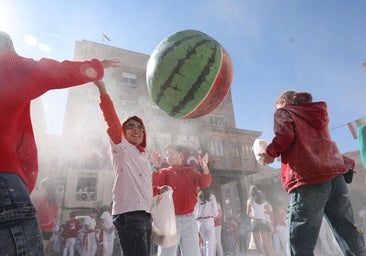 Una bomba de paz, alegría y en femenino plural en Arnedo
