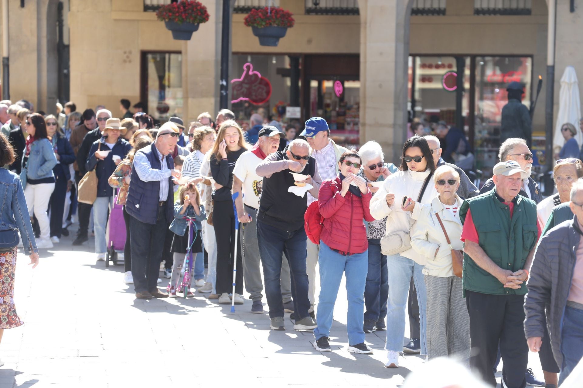 ¿Has estado de degustación para terminar las fiestas? Igual apareces en estas fotos