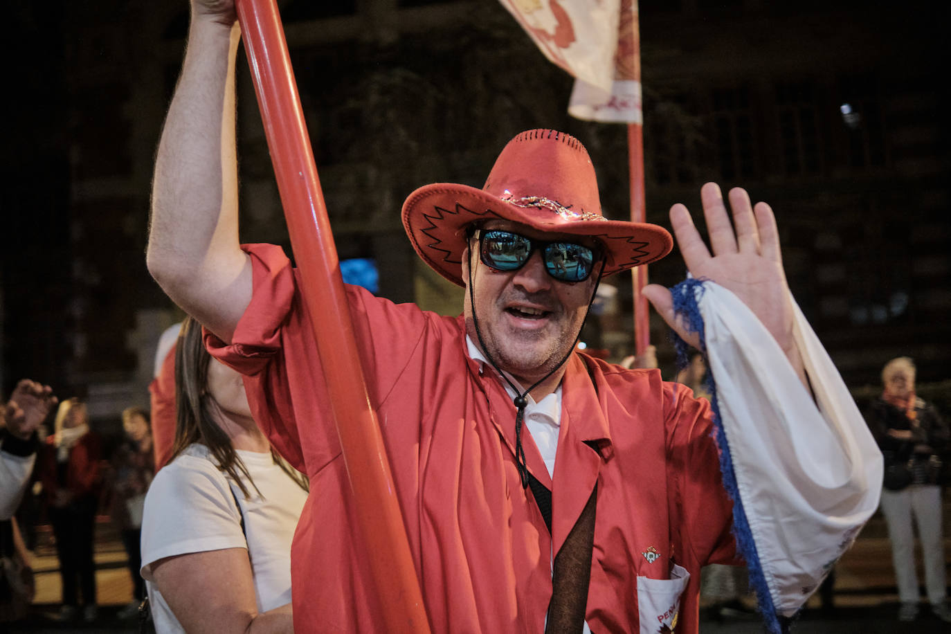 Las imágenes del desfile de las peñas por Logroño