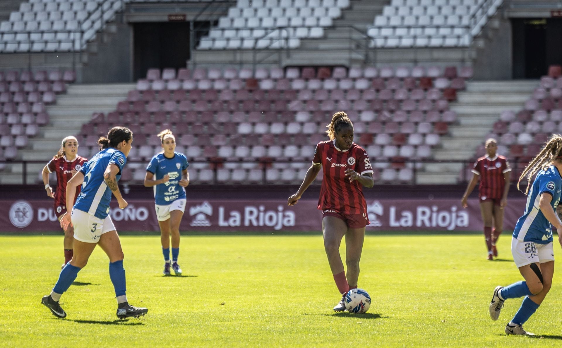 Las imágenes del encuentro entre el DUX y el Alhama