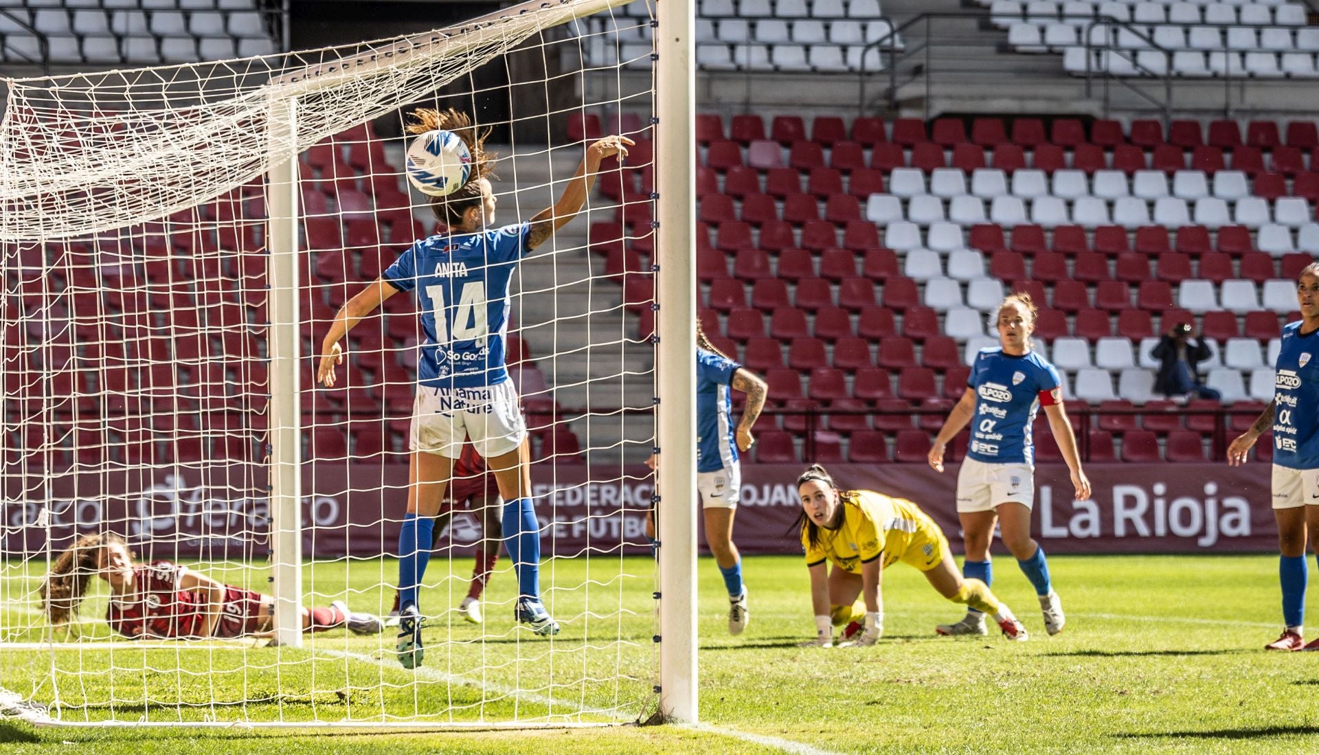 Las imágenes del encuentro entre el DUX y el Alhama