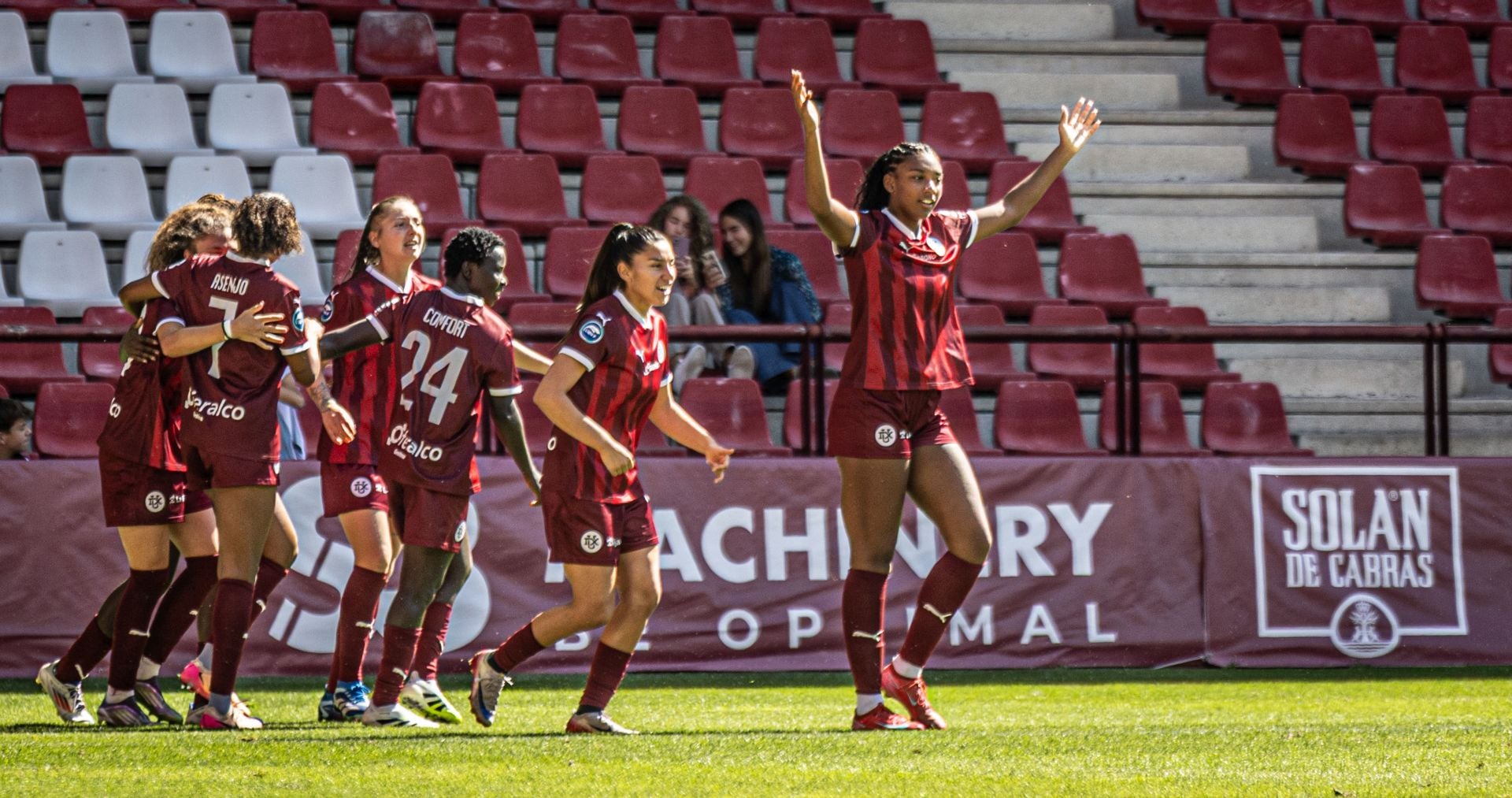 Las imágenes del encuentro entre el DUX y el Alhama