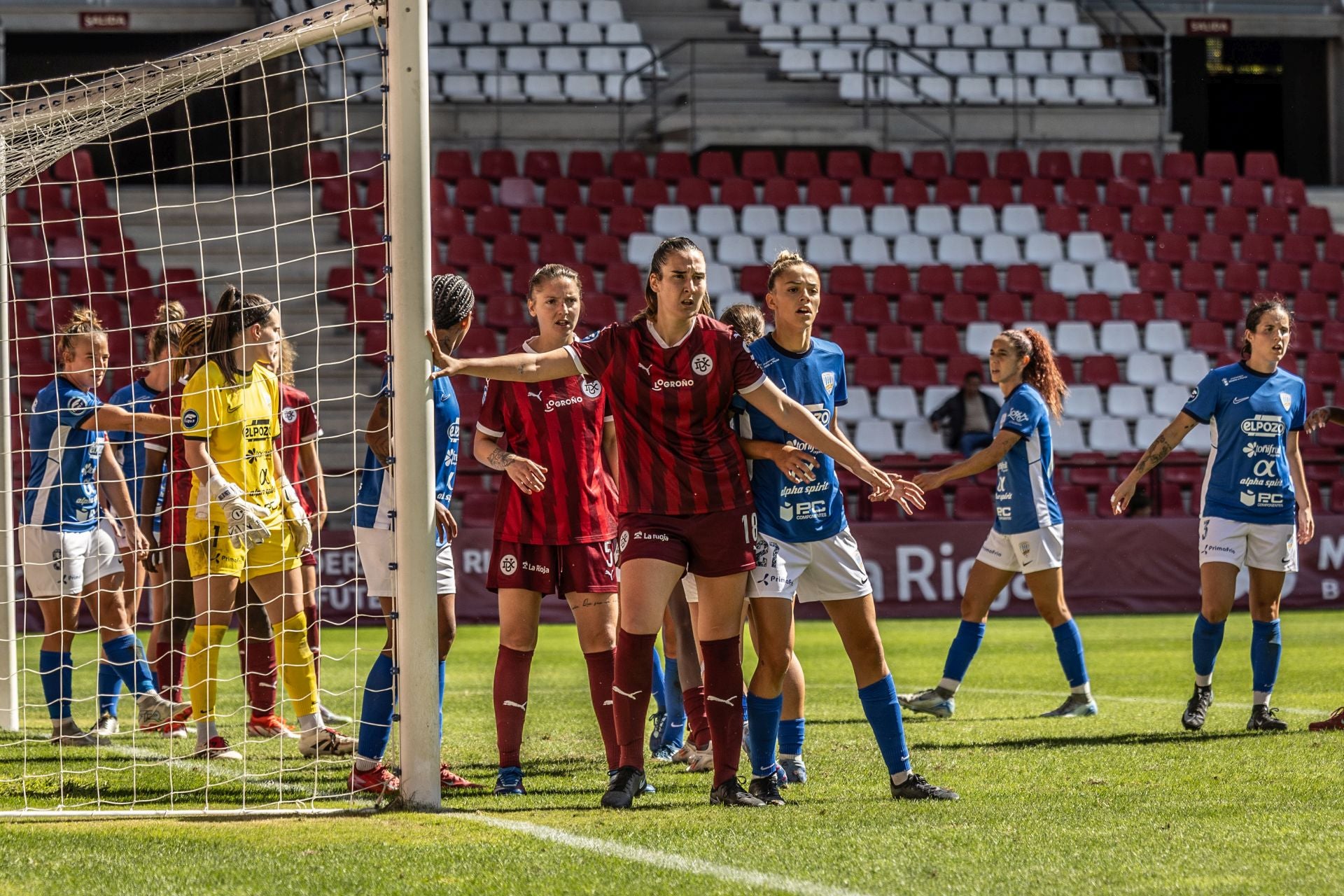 Las imágenes del encuentro entre el DUX y el Alhama