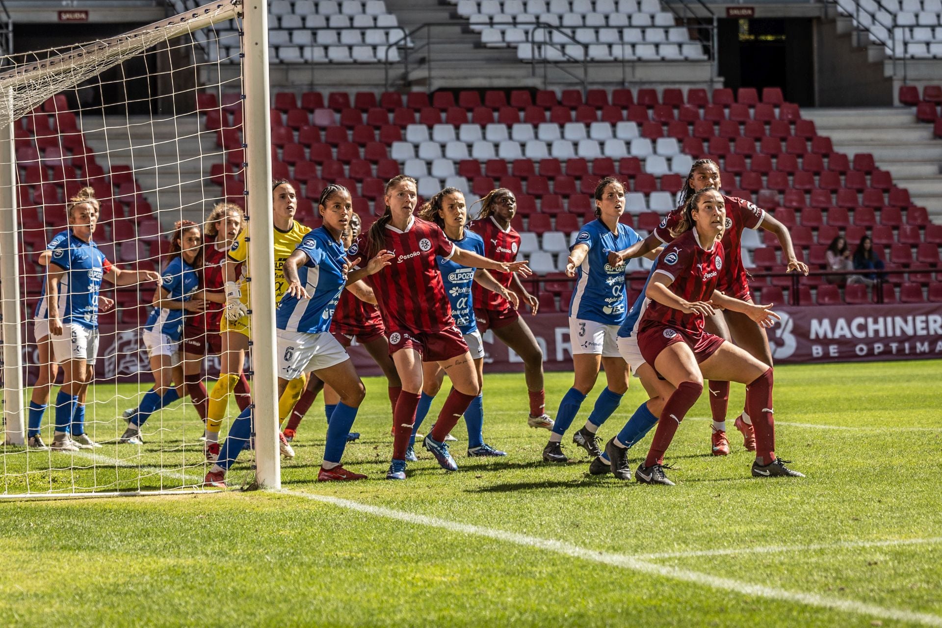 Las imágenes del encuentro entre el DUX y el Alhama