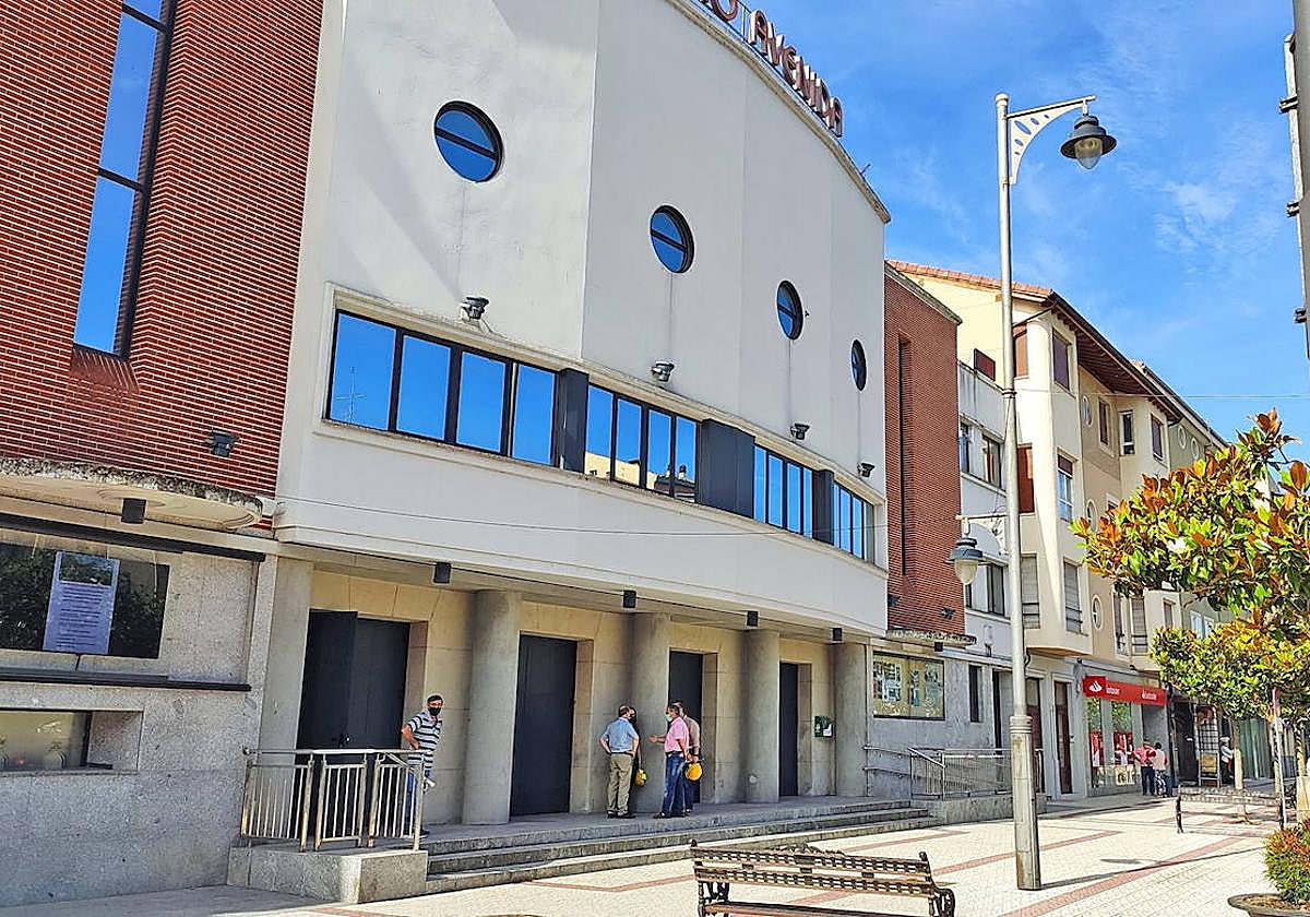 Fachada del Teatro Avenida de Santo Domingo, en una imagen de archivo.