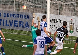 Anai Morales marca el cuarto gol de la UD Logroñés en Mutilva.