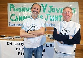 Pablo Benito y Pedro Gómez, secretario y portavoz, respectivamente, de la Plataforma logroñesa para la Defensa de las Pensiones Públicas.