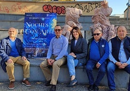 'Noches con arte', una propuesta cultural al aire libre en el anfiteatro de la Plaza Joaquín Elizalde