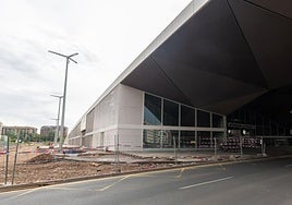 Obras en el entorno de la nueva estación de autobuses.
