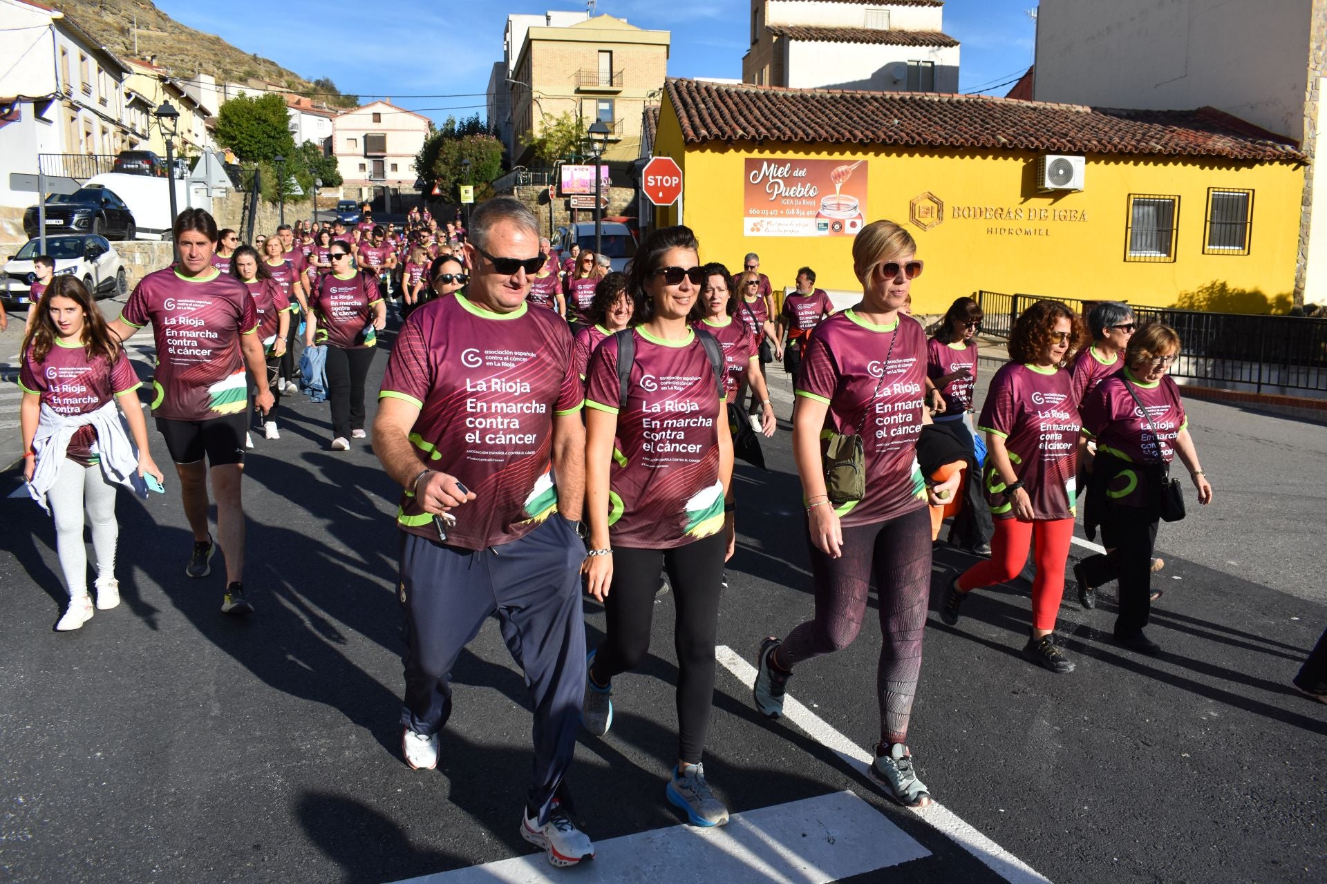 La segunda edición de la marcha contra el cáncer de Igea