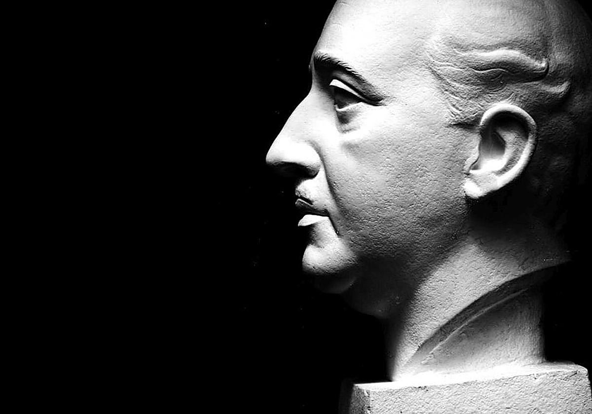 La jornada 'Franco había muerto. Eso para… ¿empezar?' aborda la crisis final del régimen franquista