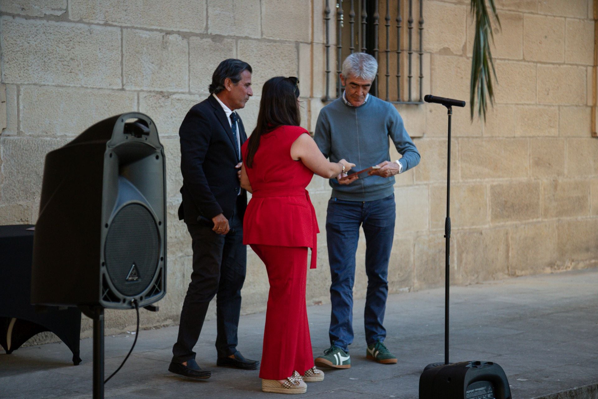 Las imágenes del homenaje a los arquitectos