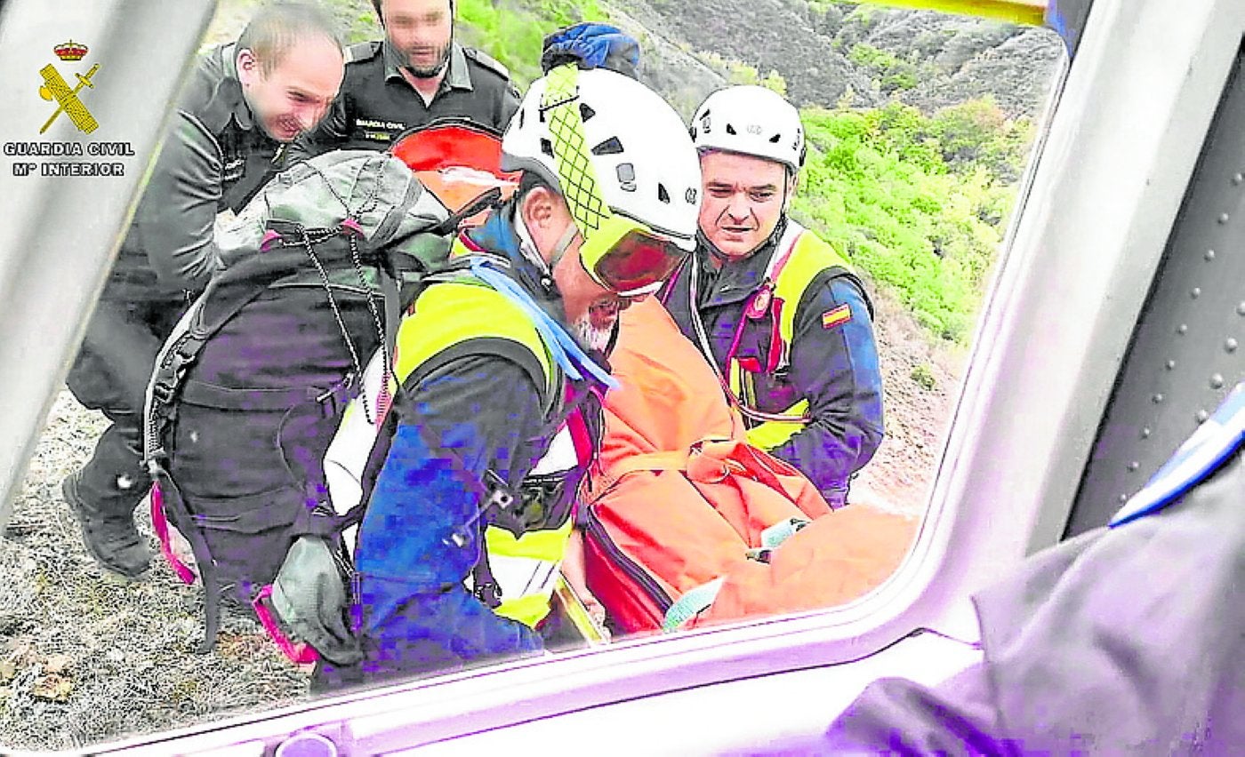 Imagen de archivo de un rescate en montaña.