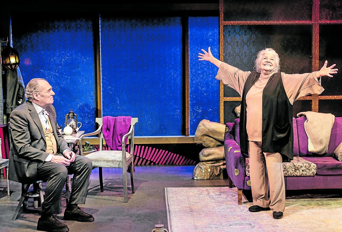 La actriz, en una escena de 'Camino a La Meca' con Carlos Olalla.