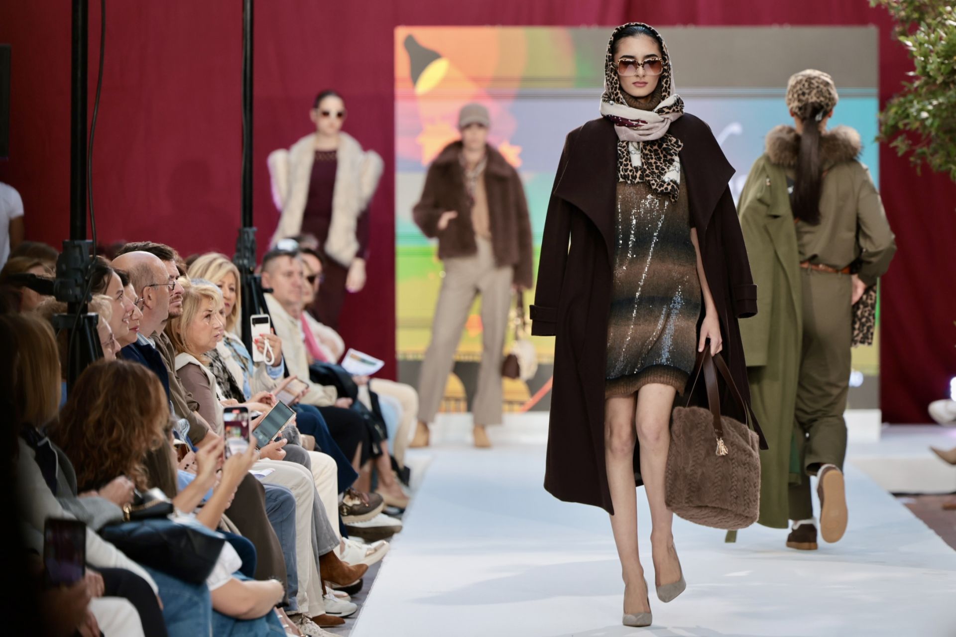 La moda desfila en Logroño por las Cien Tiendas