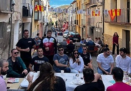 Gigantes, calderetes y procesión de la patata en Cervera