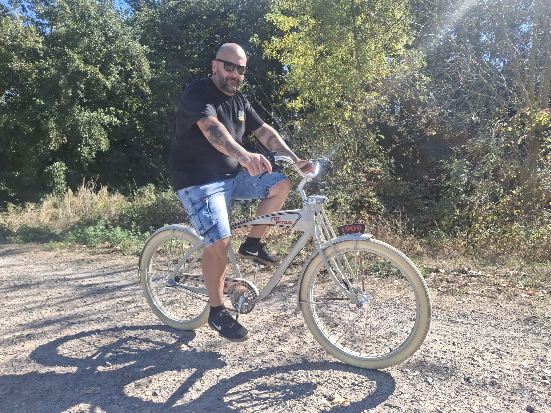 De paseo por Logroño con las bicicletas customizadas
