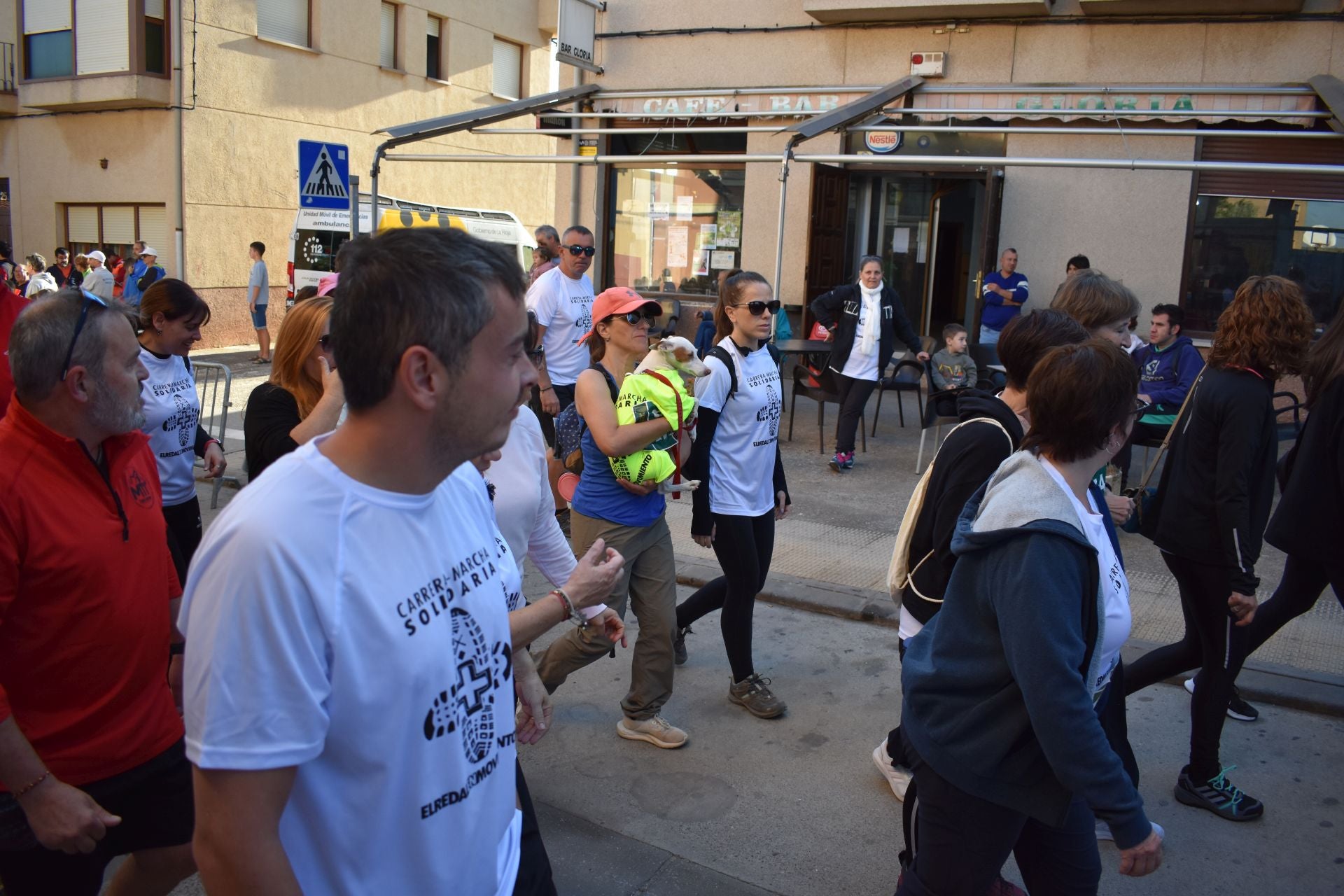 Las imágenes de la carrera y marcha solidaria en El Redal