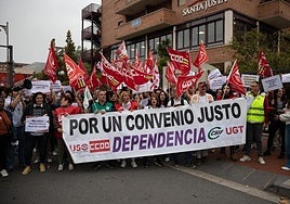 Primera movilización sindical, una vez retomadas las protestas, por un convenio para el sector.