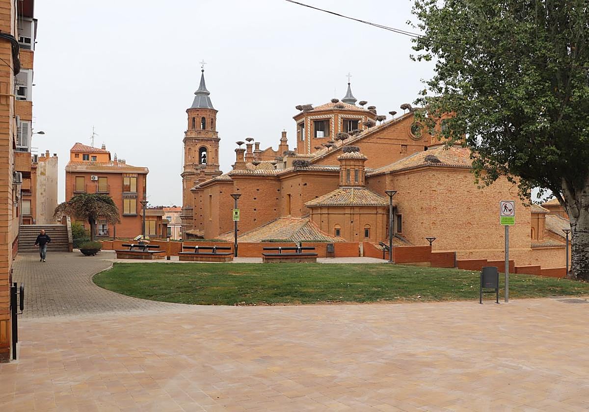 La eliminación de los escalones permite el acceso universal al mirador de las cigüeñas de San Miguel.