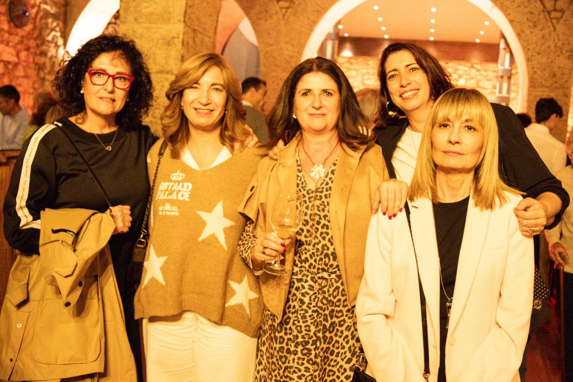 Carmen Munilla, Paqui Moreno, Ascensión Vallejo, Virginia Martínez y Sonia Villamudria.