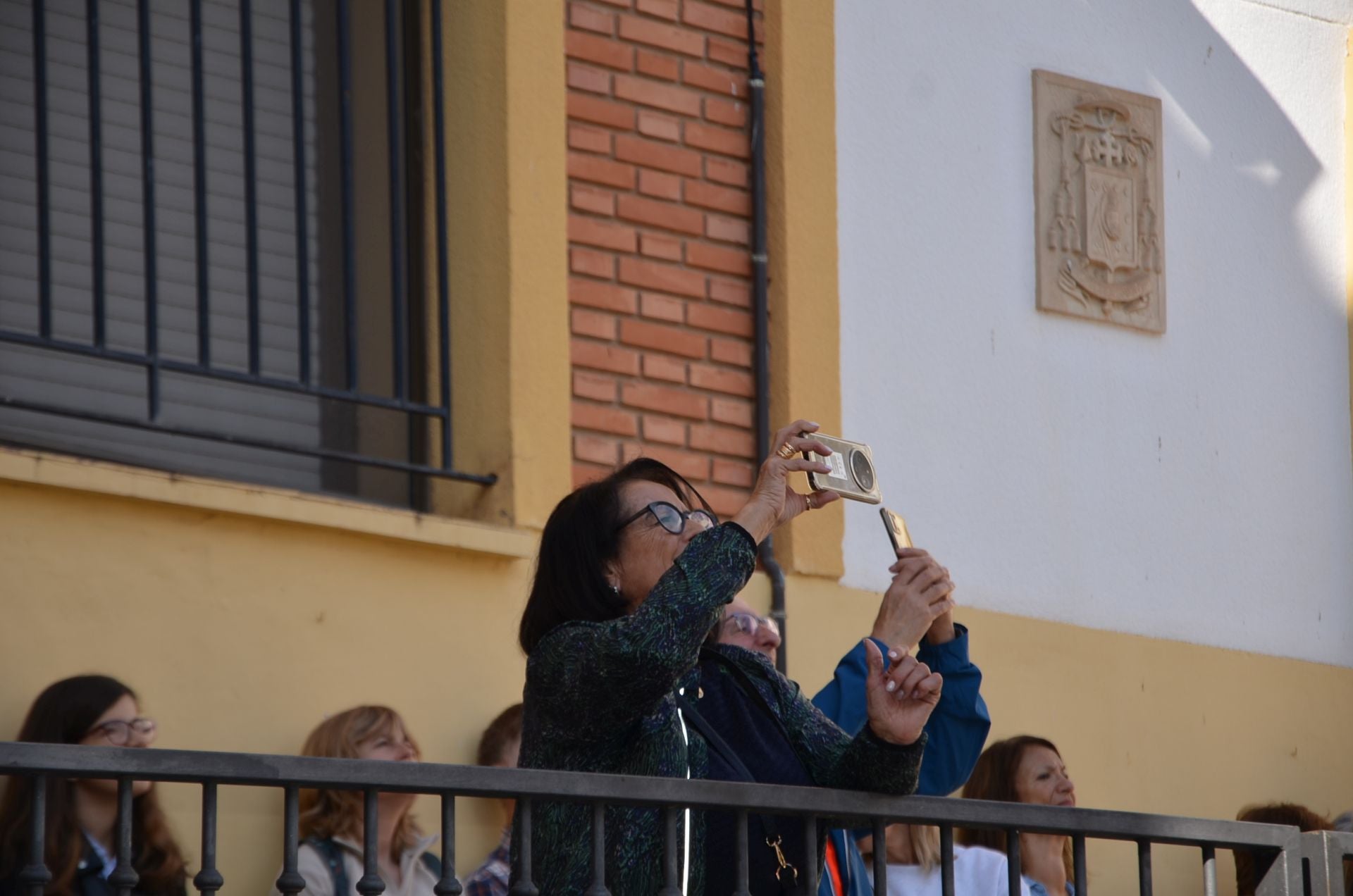 La visita a la torre de San Andrés y sus campanas, en imágenes