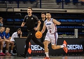 Miguel de Pablo dirige la ofensiva blanquiazul.