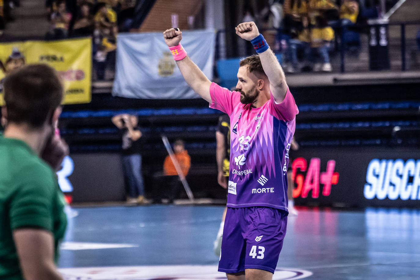 Las imágenes del encuentro Dicorpebal-Villa de Aranda