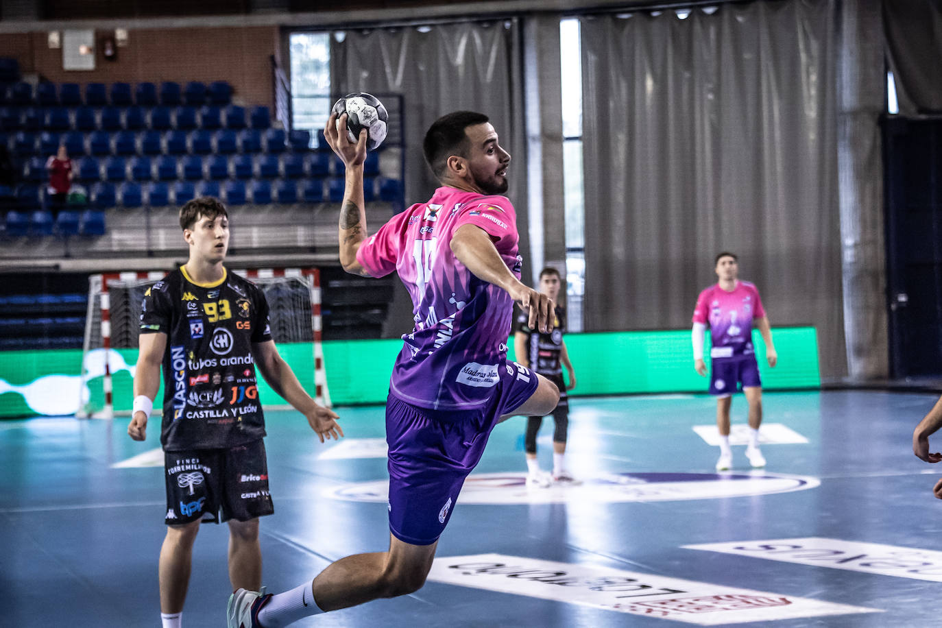 Las imágenes del encuentro Dicorpebal-Villa de Aranda