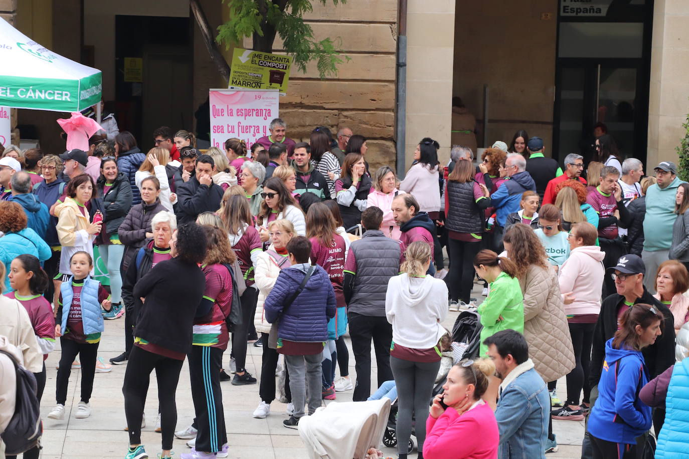 Las imágenes de la marcha contra el cáncer en Alfaro