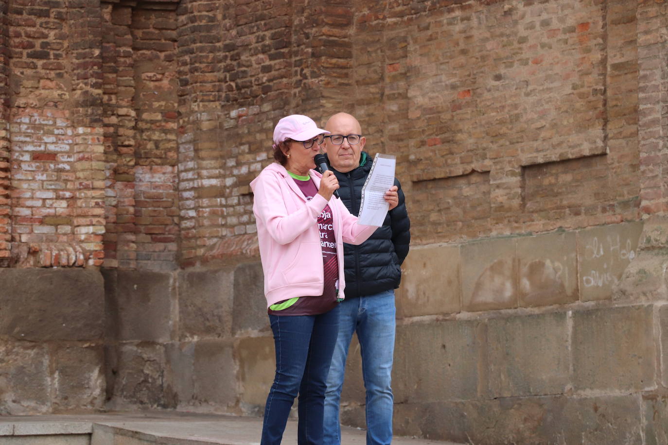 Las imágenes de la marcha contra el cáncer en Alfaro
