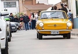 Más de 150 vehículos en el III Día del Motor de Alcanadre