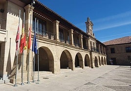 Edificio del Ayuntamiento de Santo Domingo, en la Plaza de España.