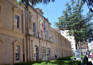 Cinco mujeres y cuatro hombres forman el jurado que enjuiciará el crimen de Los Lirios