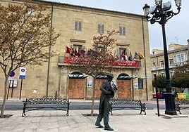 Entrada al teatro Breton de los Herreros de Haro, en una imagen de archivo.